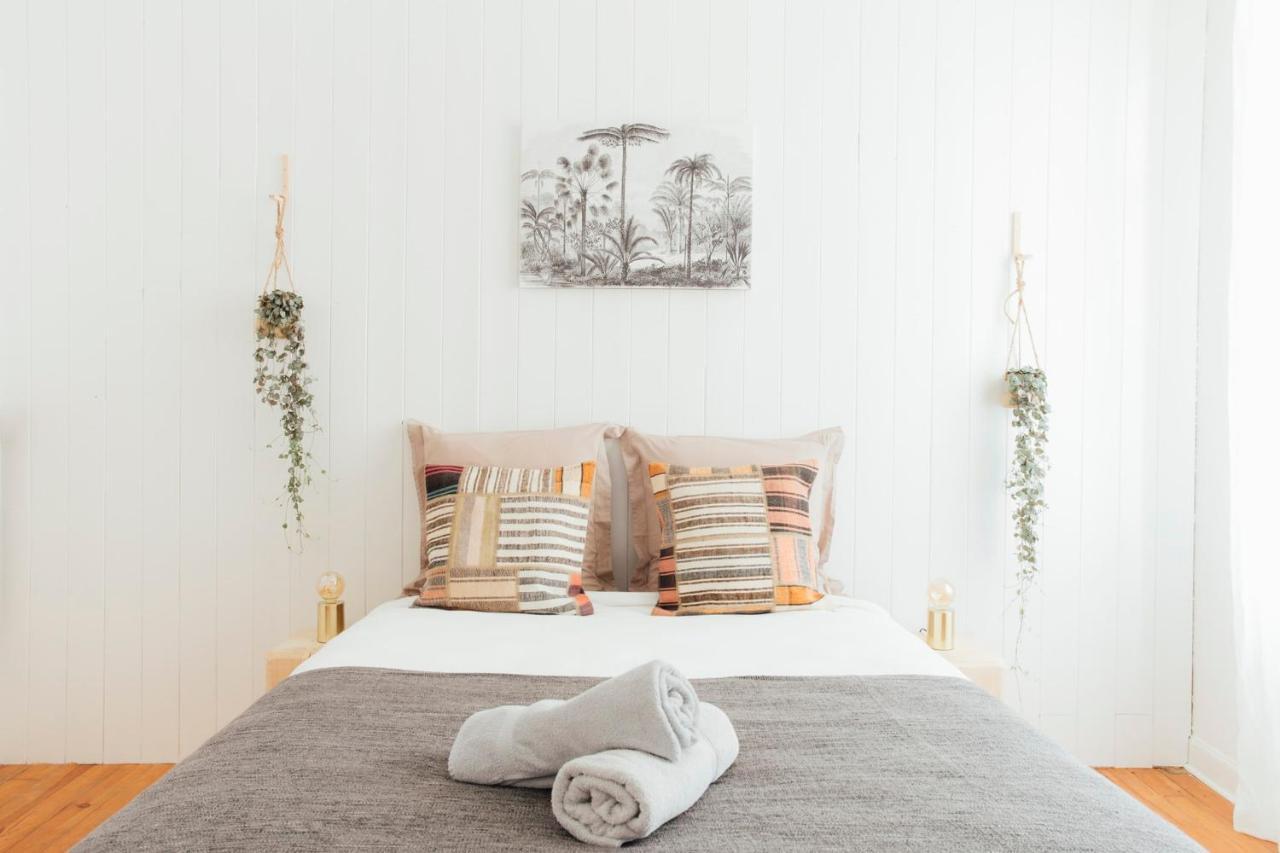 Appartamento Coachella Vintage Chic In The Heart Of St Charles Biarritz Esterno foto