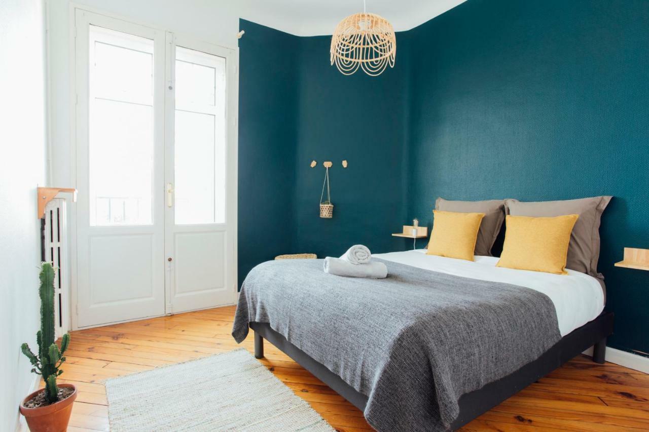 Appartamento Coachella Vintage Chic In The Heart Of St Charles Biarritz Esterno foto
