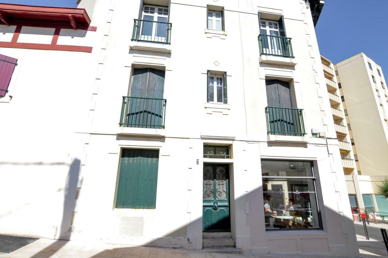 Appartamento Coachella Vintage Chic In The Heart Of St Charles Biarritz Esterno foto